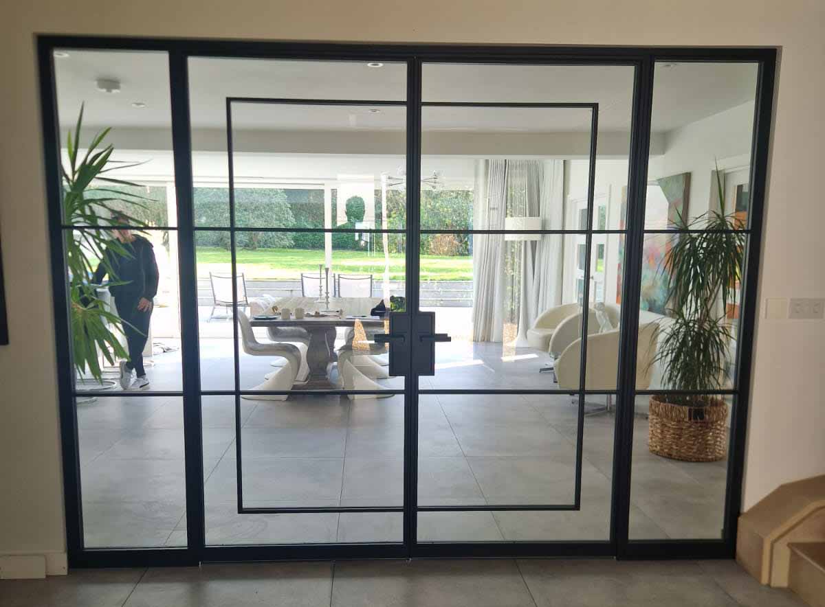 InoCross20FR Double Door Set with Side Screens 1