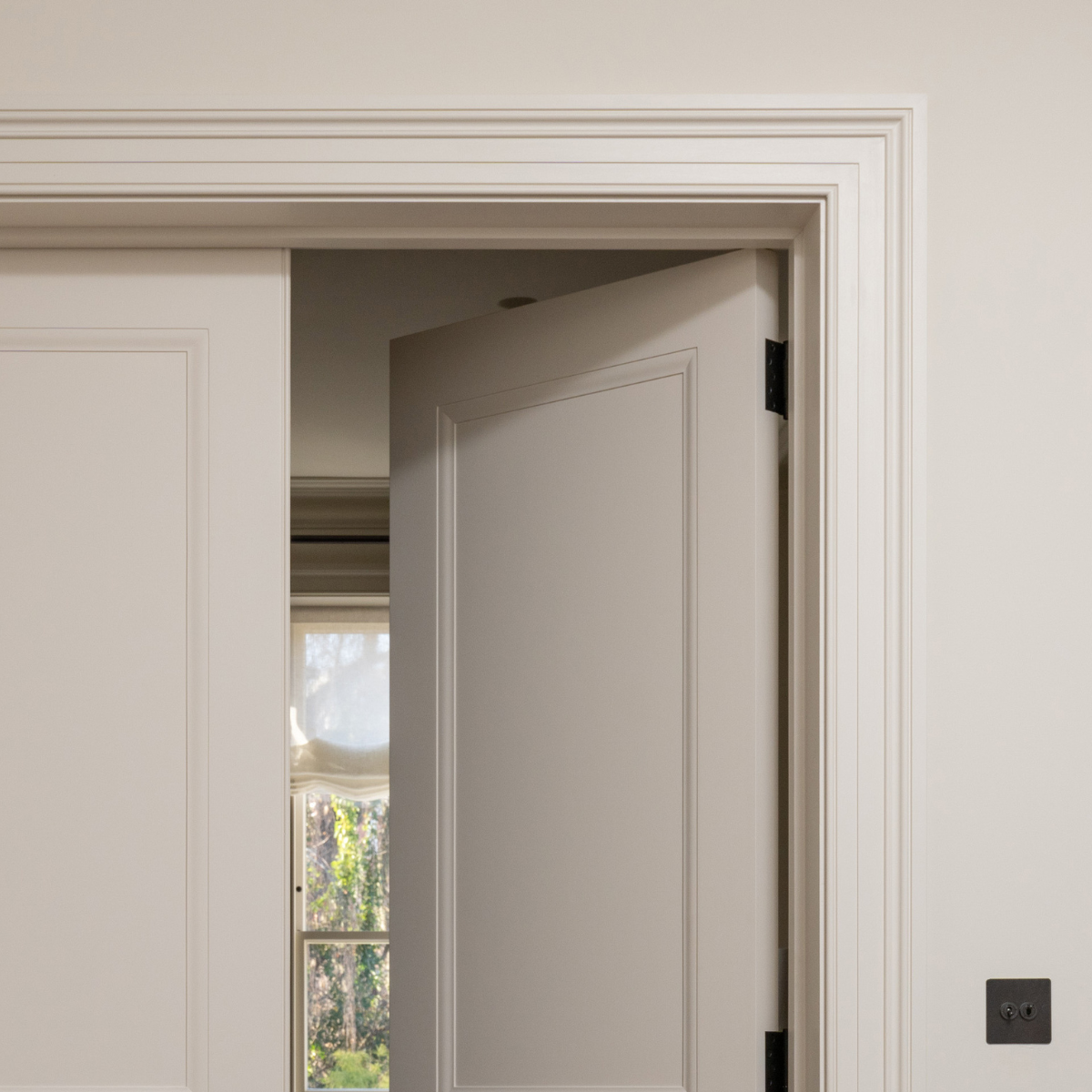 architrave and mouldings